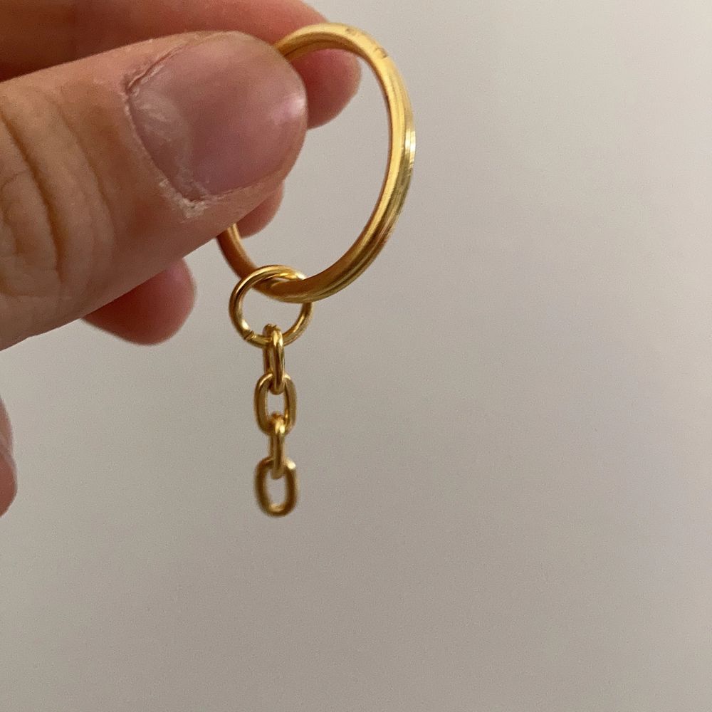5st guld nyckelringar | Plick Second Hand