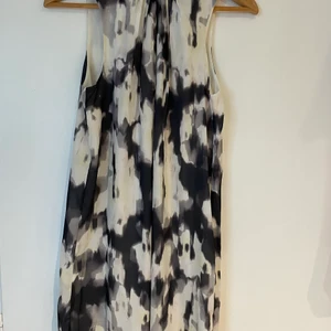 Klänning  - HM, storlek 36. Fint skick.