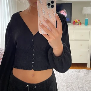 Topp - Gullig topp från monki, topp skick!