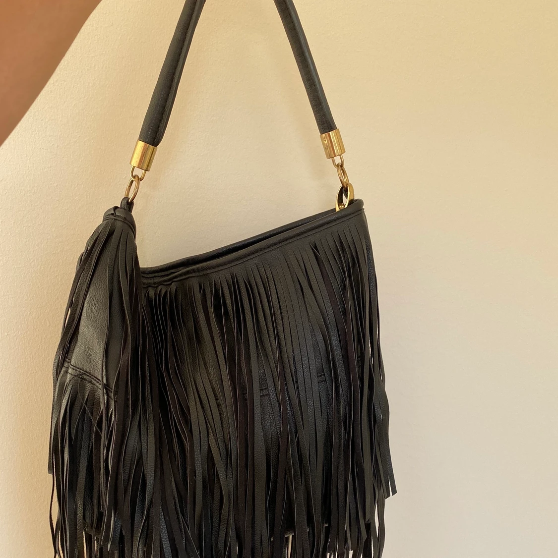 Väska med fransar - 91