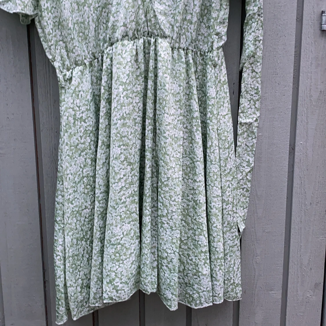 Blommig klänning  - 90