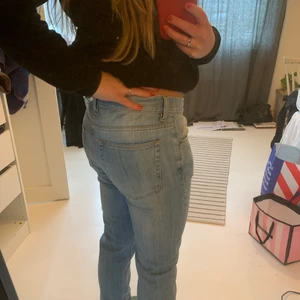 ACNE jeans - Midrise ljusblåa jeans från ACNE studios! 