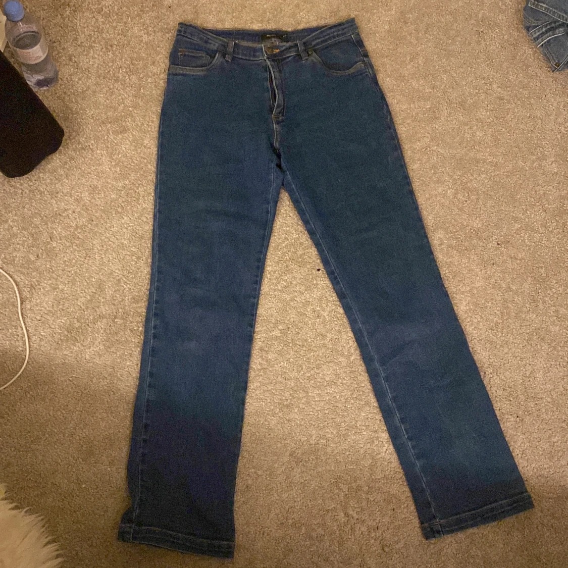 Mörkblå jeans storlek 40 - 91