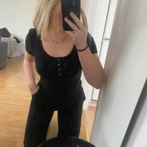 T-shirt - Sparsamt använd 