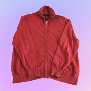 Vintage Burberry Zip-Up Sweatshirt - Vintage Burberry Zip-Up Sweatshirt. Size: M. Väldigt bra vintage-skick. 