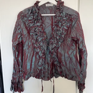 Top/ kofta - Köpt second hand