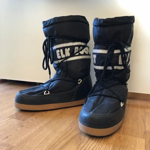 Moonboots  - Moonboots / elkboots. Köpta på Humana 