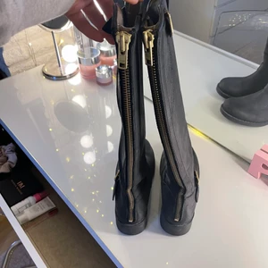 Johnny Bulls - Nästan helt nya.