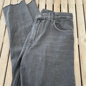 Jeans NLY  - Jeans från Nelly, NLY jeans. Använda fåtal gånger. Säljes pga flytt