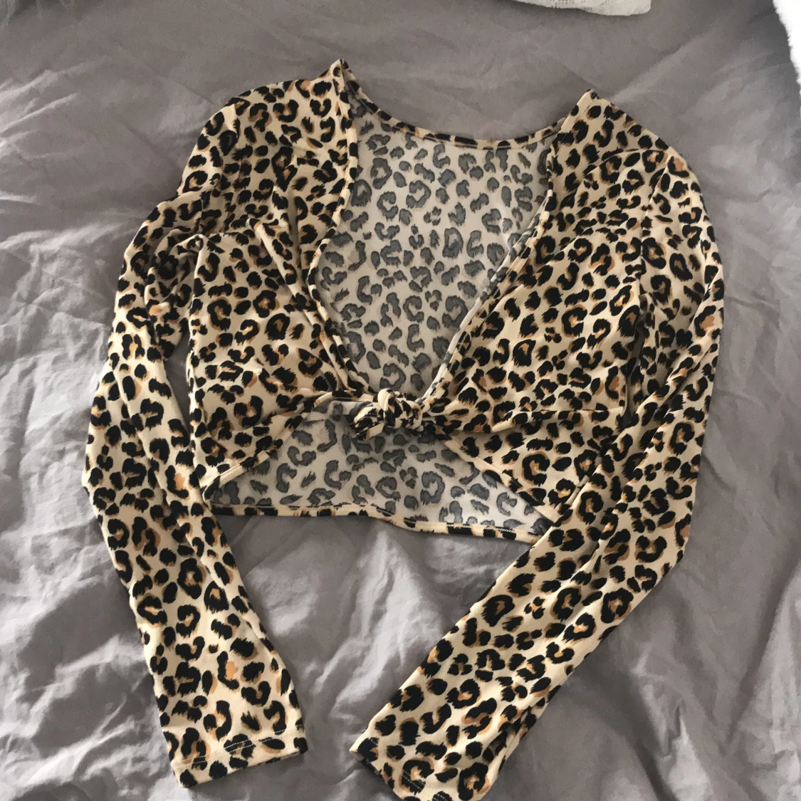 Leopard crop-top