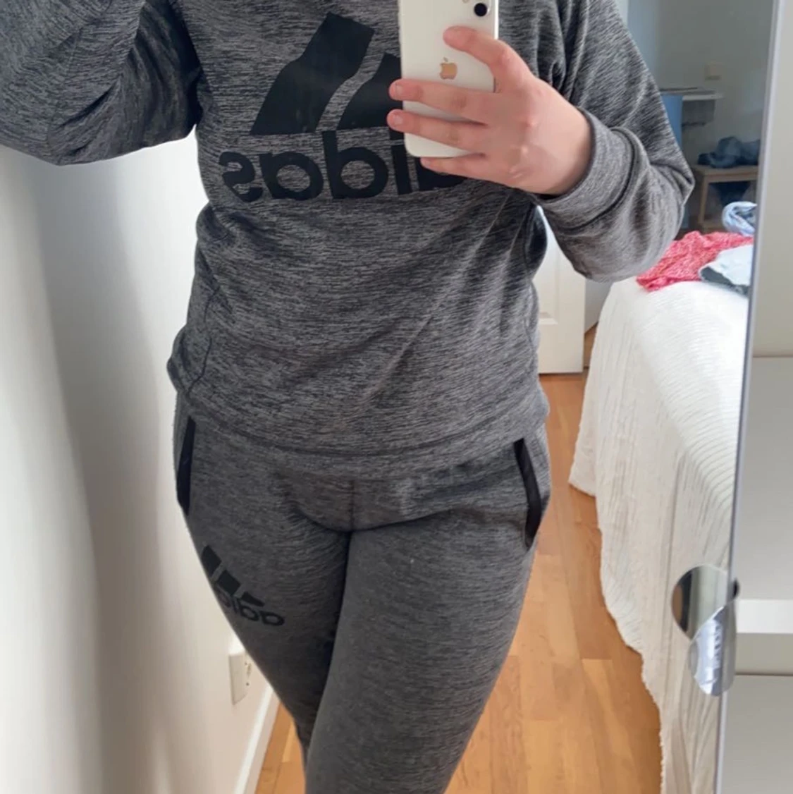 Ett adidas sett  - 90