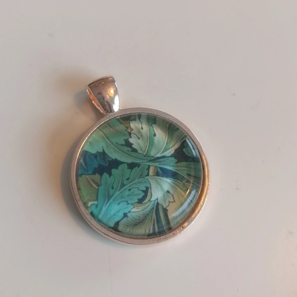 William Morris halssmycke