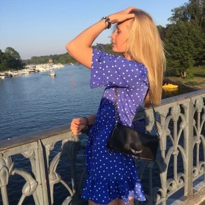 Populär Zadig väska  - Säljer denna Zadig väska då den inte kommer till användning längre! Supersnygg och lätt att matcha till outfits🌈🌈 