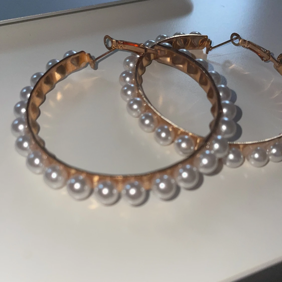 Örhängen med pärlor  - 90