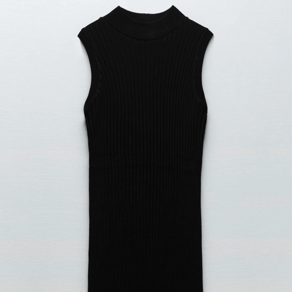 Svart klänning 🖤 - 90