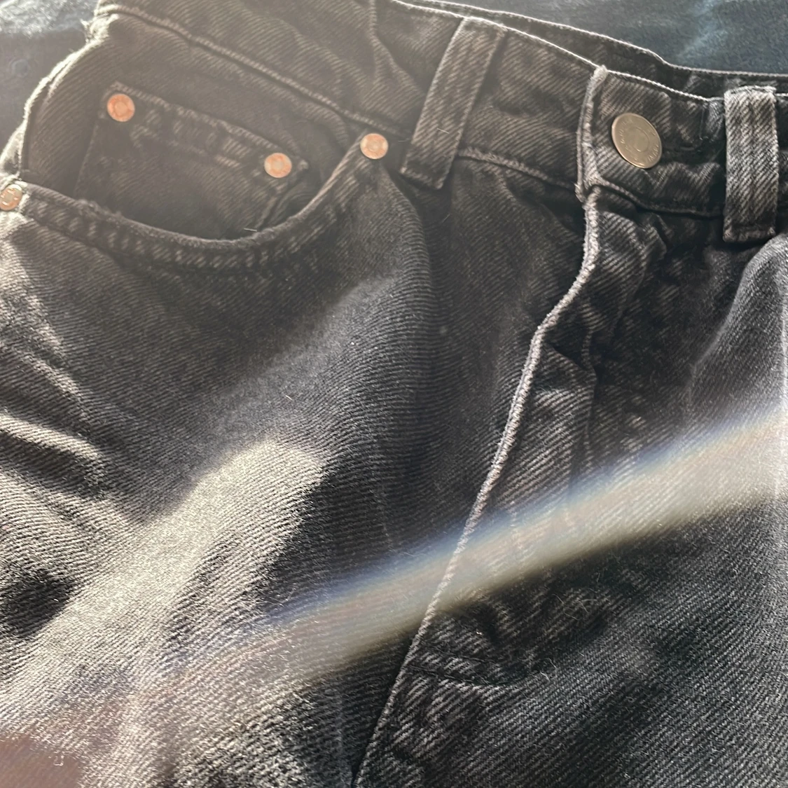 Jeans i storlek 34 - 90