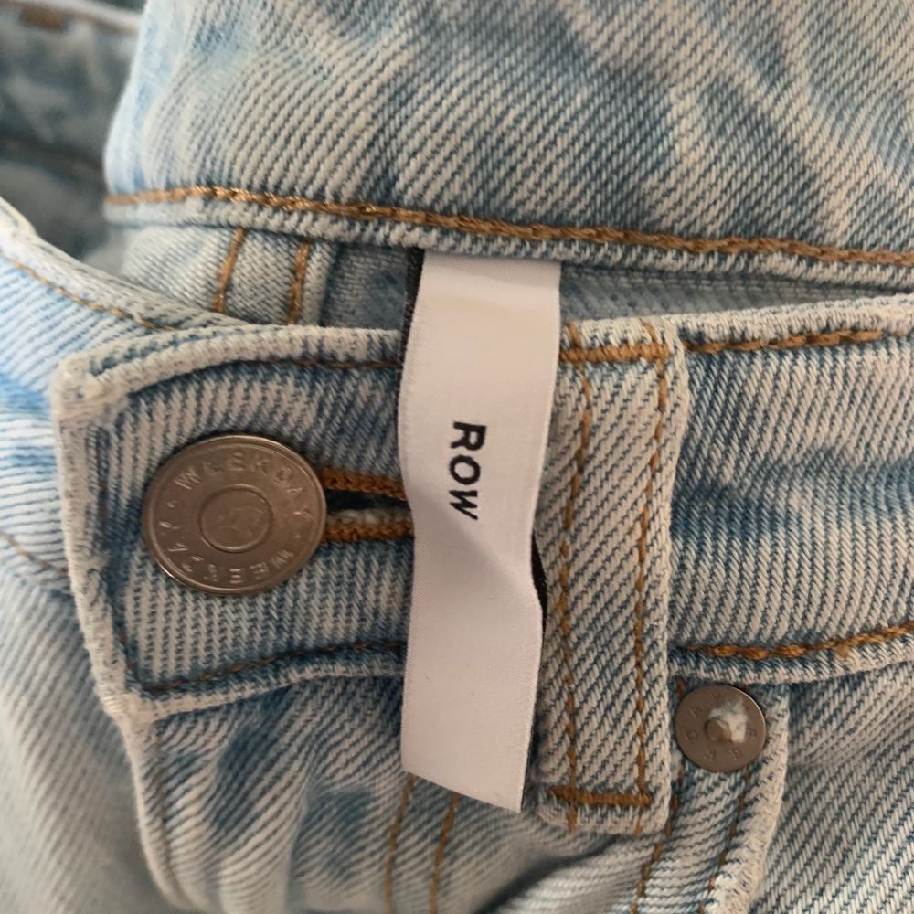 Weekday jeans modell row storlek 26/32! Bra skick🤩. Jeans & Byxor.