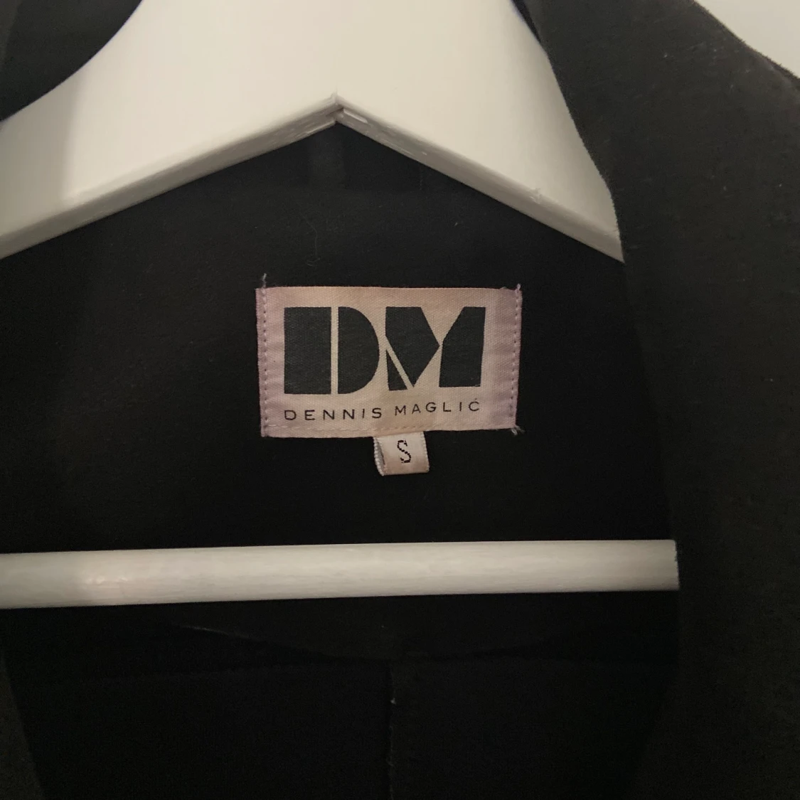 Dennis maglic jacka  - 91