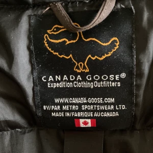 Canada goose väst - Knappt använd! Strl S