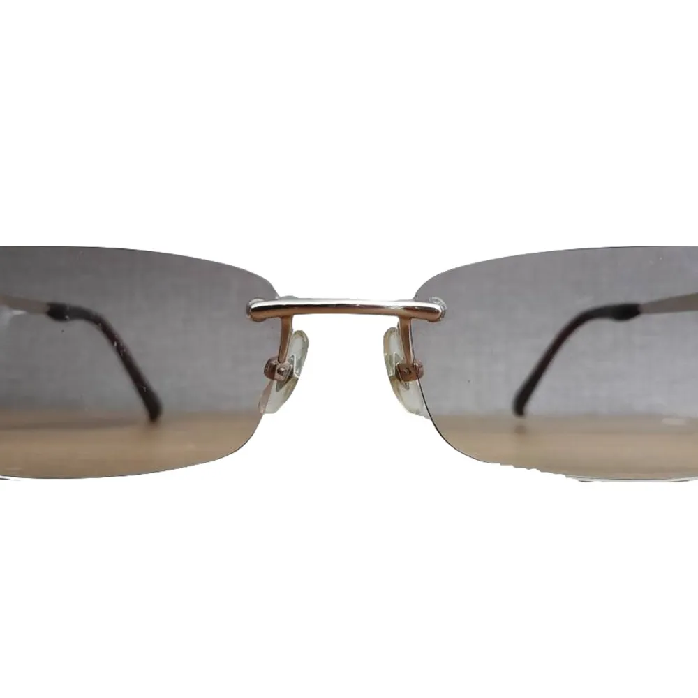 Jean Paul Gaultier Frameless Sunglasses • Kommer med case • . Accessoarer.