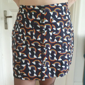 Ny Kjol med Regnbågar På! Storlek 16 - Ny Kjol med Regnbågar På! Storlek 16