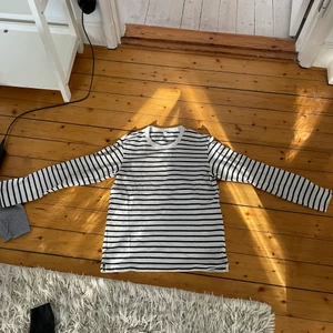 Tjock randig långärmad tröja - Uniqlo