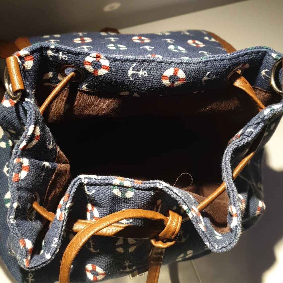 Liten väska med strandigt tema - 91