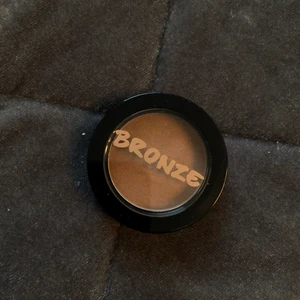 Bronzer  - Bronzer! Helt ny och oanvänd!!