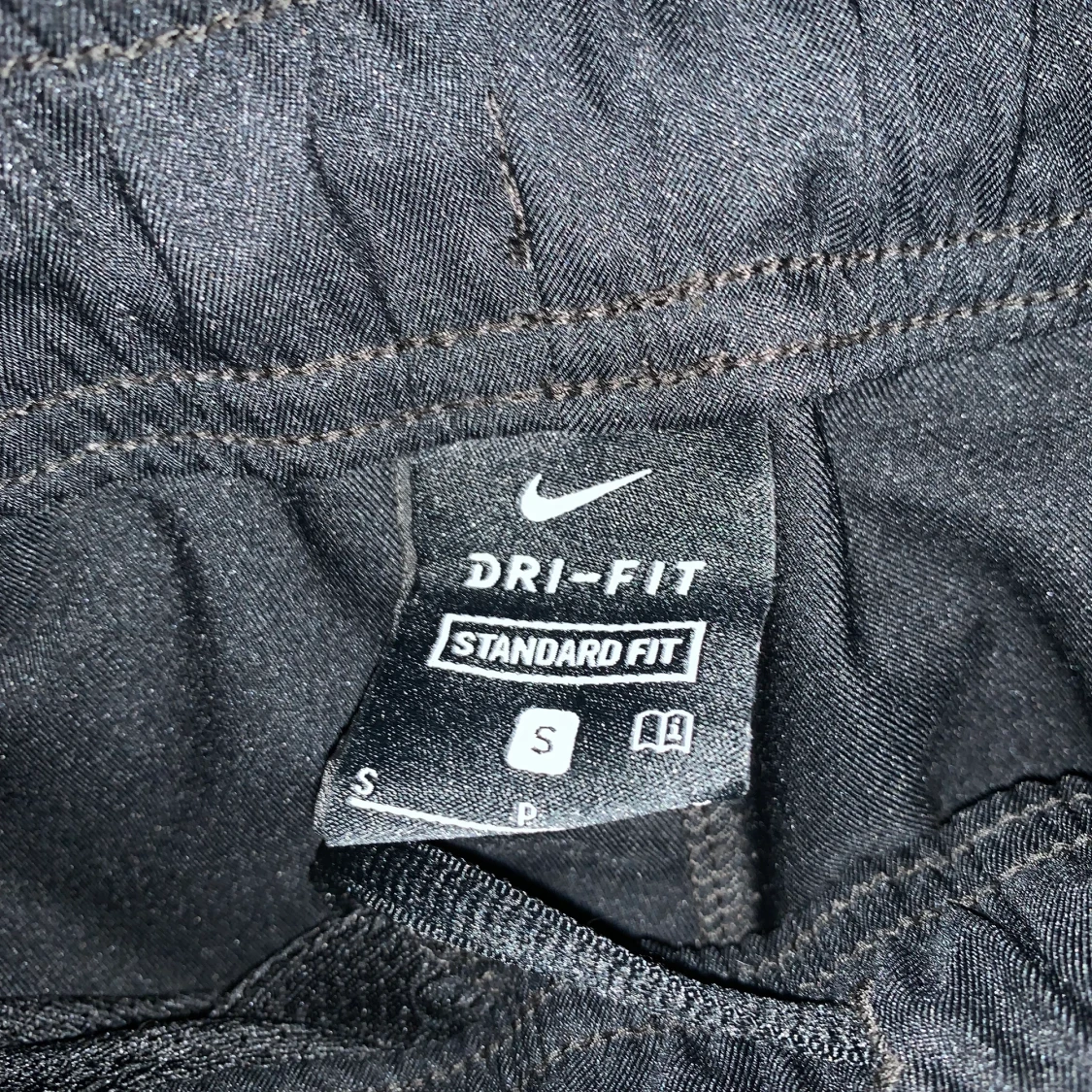 Nike byxor dri fit  - 90