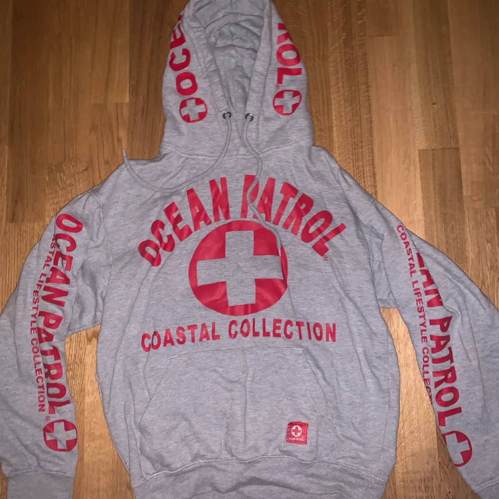 Ocean Patrol hoodie från costal collection i ocean city i usa.. Hoodies.
