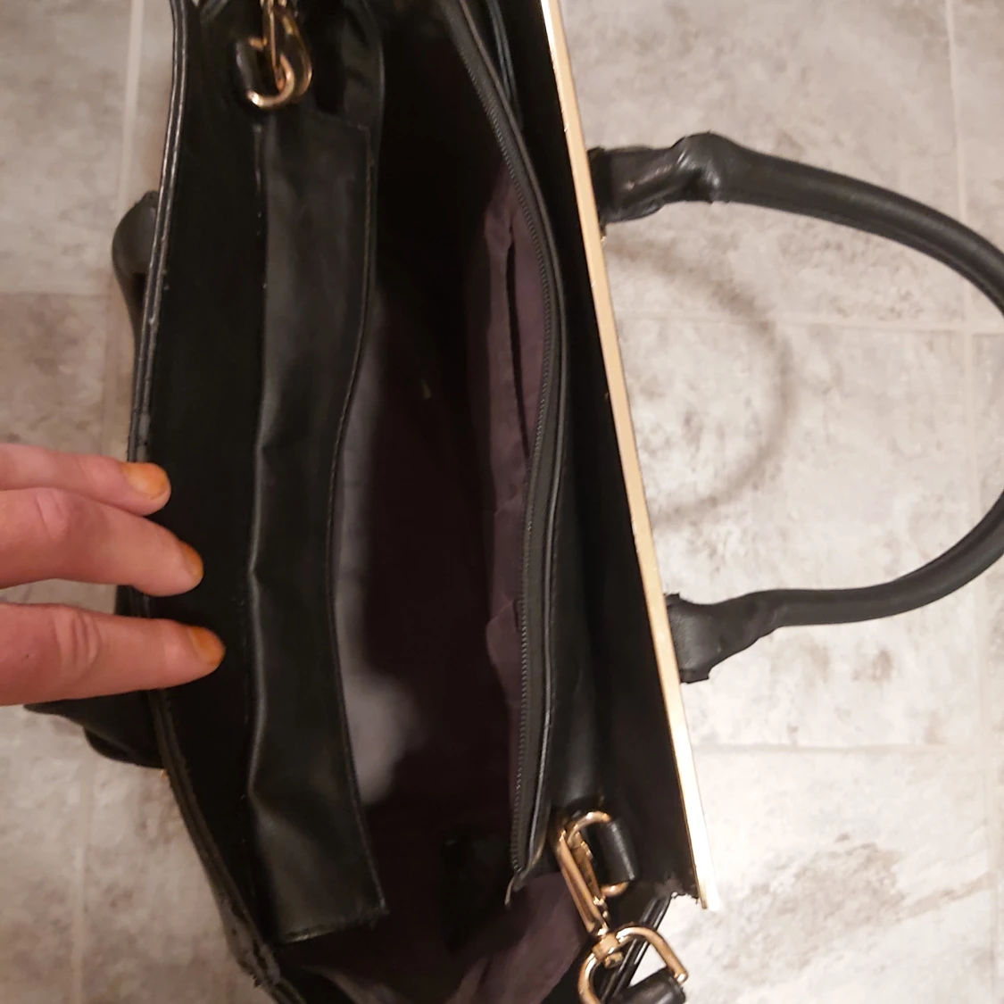 Mycket fin skinnväska  - 91