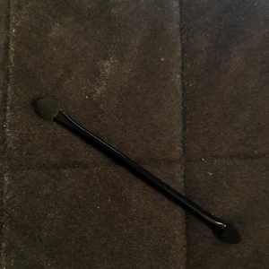 Sminkborste - Sminkborste, vet faktiskt inte var den är från. Helt oanvänd! 