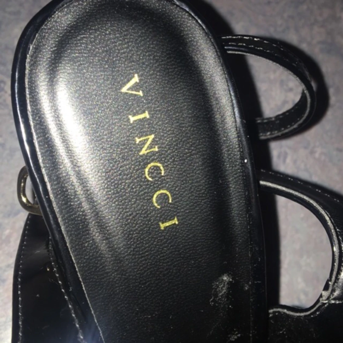 Högklackade skor från VINCCI.storlek 39 - 90