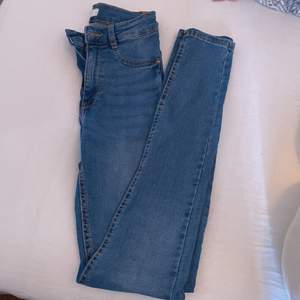 Molly jeans från gina tricit högmidjade💞