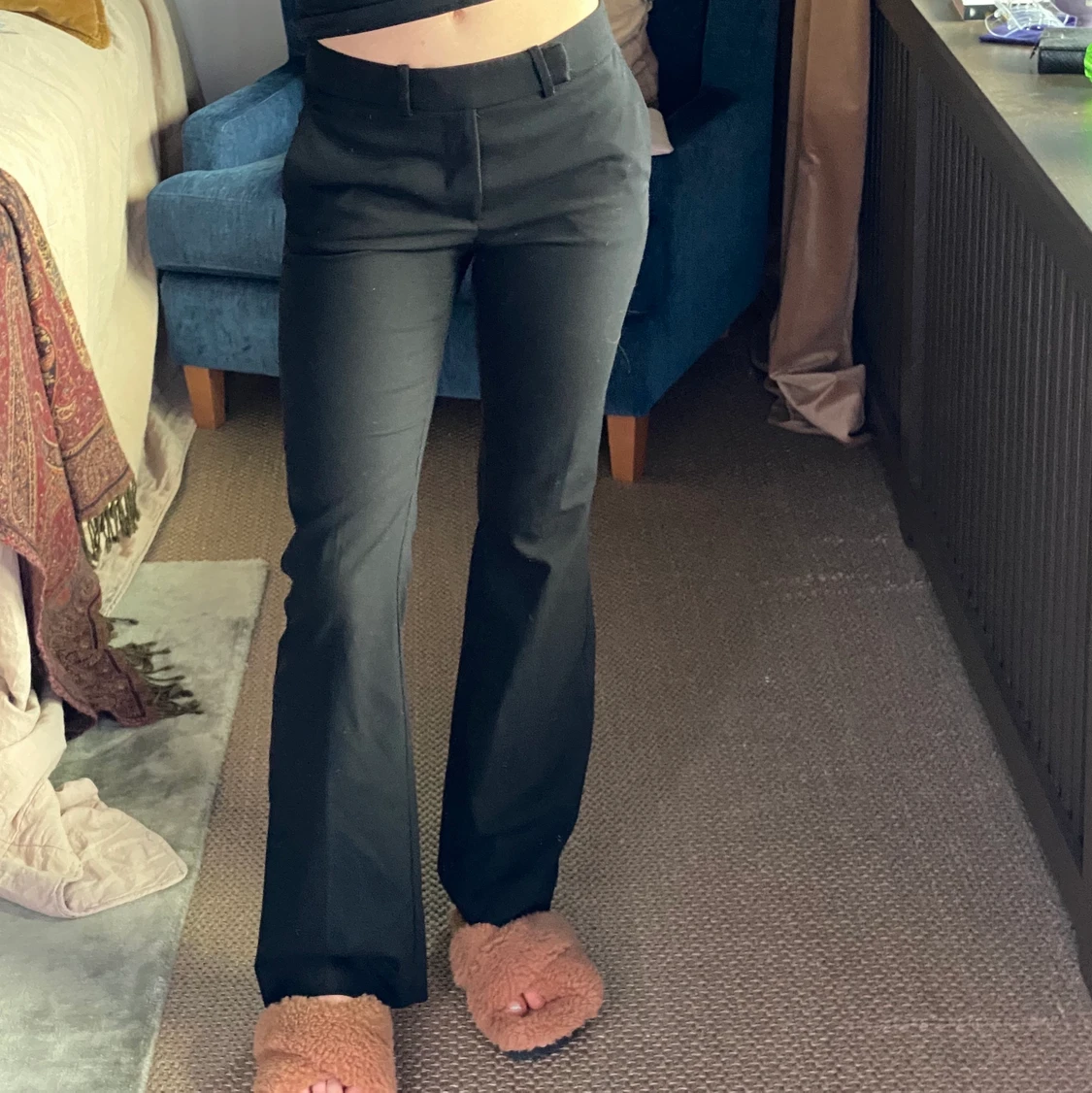 Lågmidjade svarta kostymbyxor