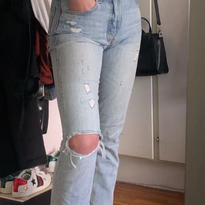 Levis jeans - Så fina levisjeans som jag älskar. Har tyvärr blivit försmå för mig😣