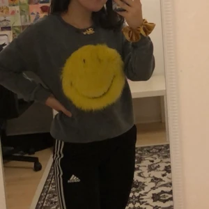 Tröja  - Tröja från zara i storlek S för 75kr.