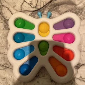 Dimpel - Fjärils dimpel🦋