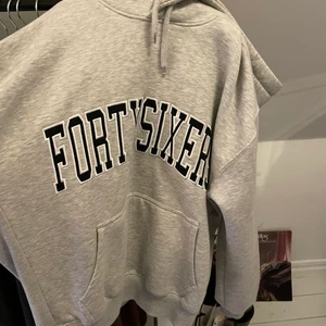 Hoodie junkyard - Intressekoll på dena snygga hoodie från junkyard❤️‍🩹