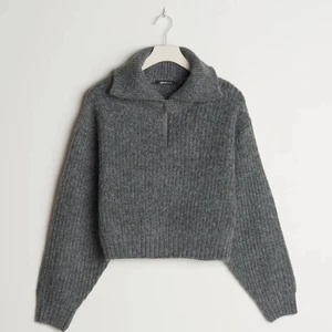 Half Zip - Säljer nu denna fina tröja från Gina som tyvärr inte kommer till användning⭐️helt slutsåld på hemsidan! inga defekter💕