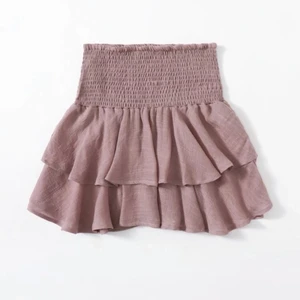 Kjol - Smutsrosa kjol i storlek xs (väldigt stretchig). Knappt använd💗