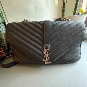 Supersnygg väska i skinn - Säljer min YSL-väska i 💯 skinn. Modellen heter "YSL Medium College bag" Ej äkta men ser precis ut som orginalet. Inköpt för 5500 kr i Stockholm.