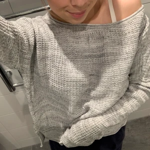 Stickad tröja - Super härlig🪐🪐🪐