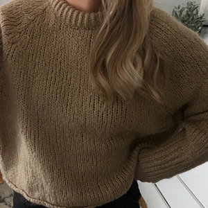 Brun tröja Zara - Brun stickad tröja från Zara i ullblandning🤎
