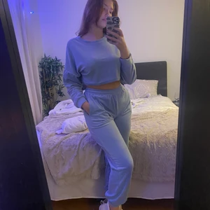 Mys sett strl M/L - Mysigt sett från Madlady i storlek M/L knappt använt 