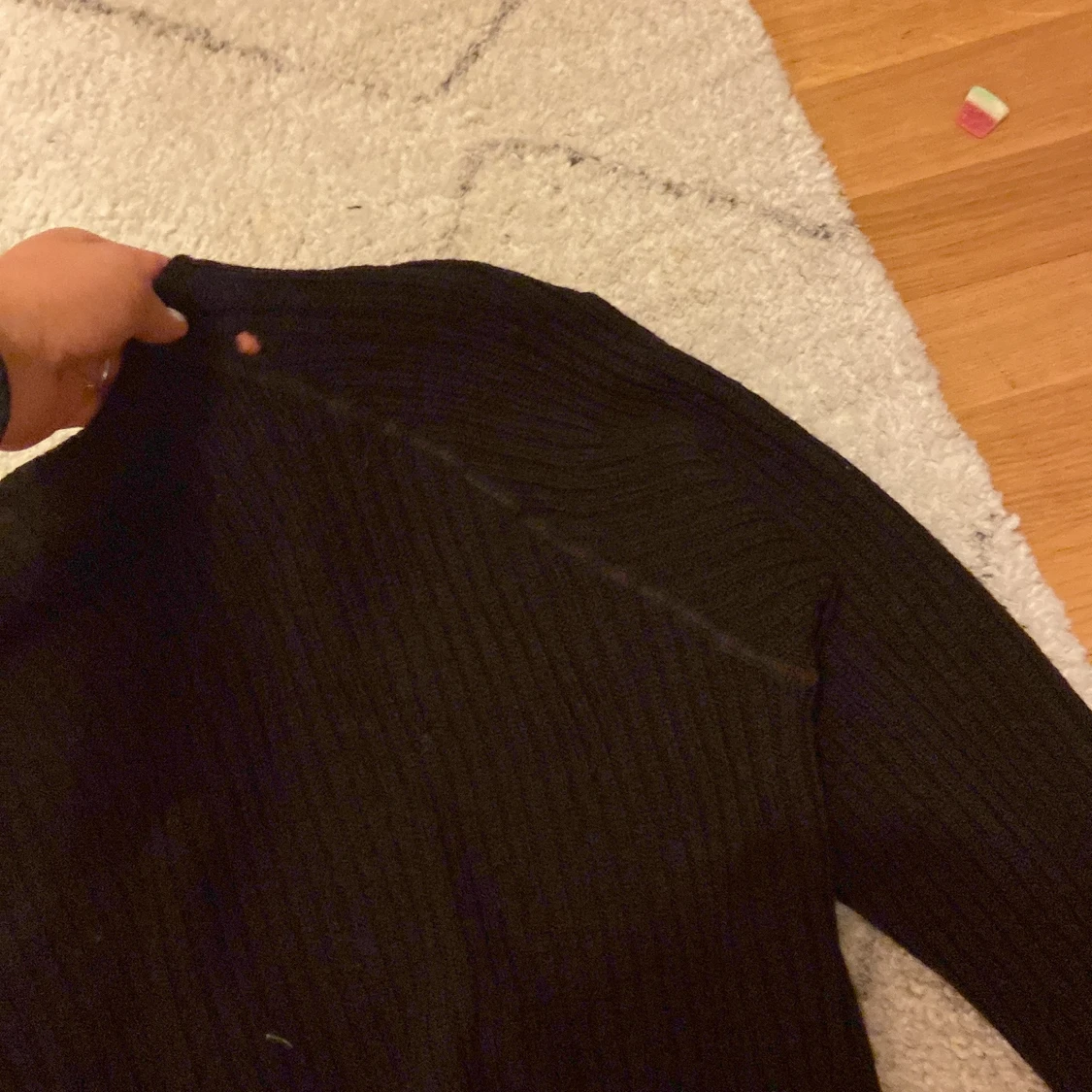 Brun stickad tröja  - 91