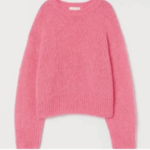 Super söt och snygg stickad tröja - Super fin stickad tröja från H&M i storlek S! 