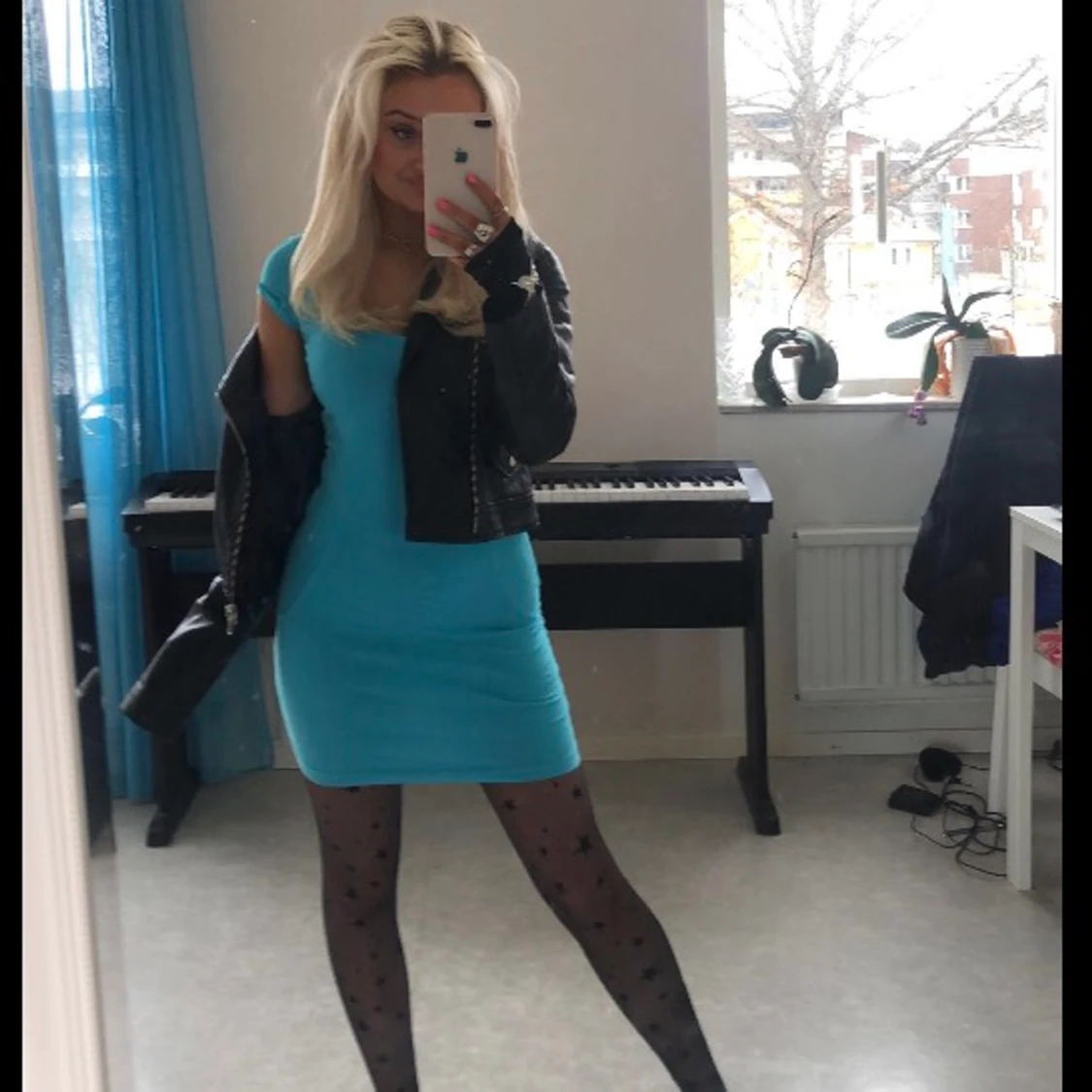 Skitsnygg blå klänning💙