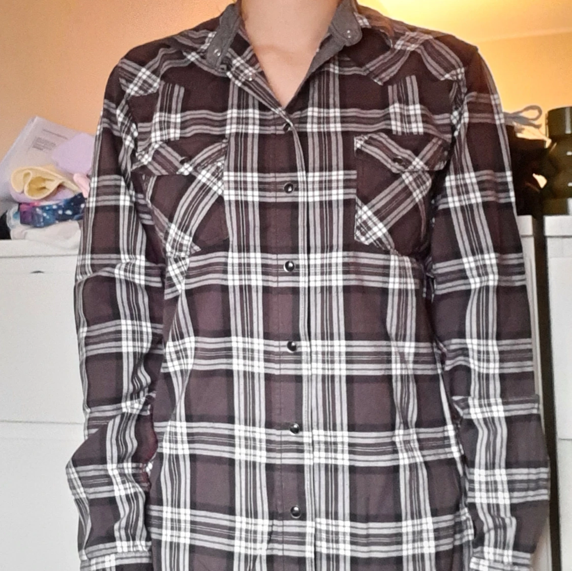 Skjorta men svart/grå/vit