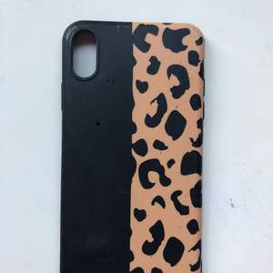 svart leopard mobilskal för iphone X.